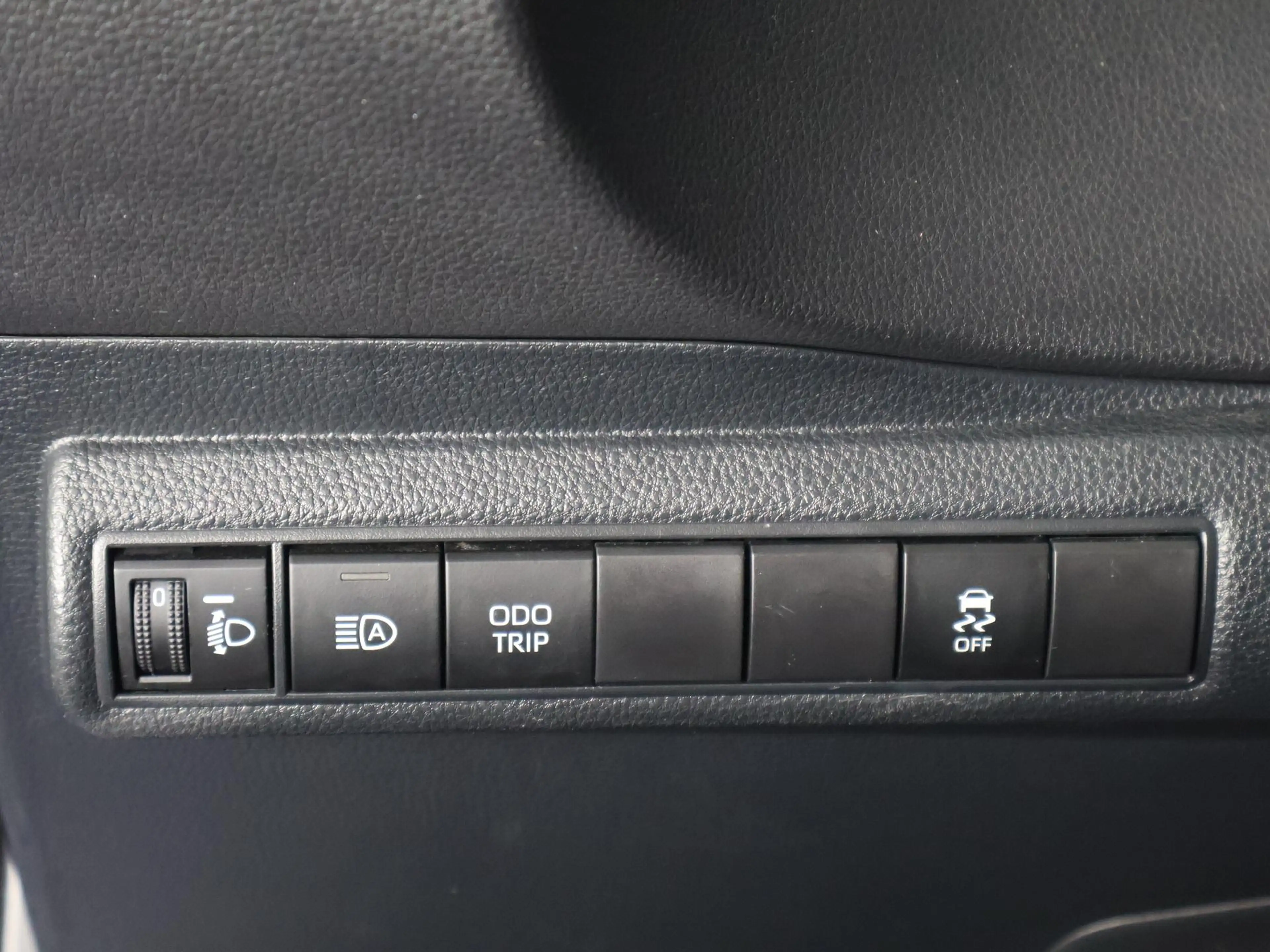 Toyota Corolla Touring Sports 1.8 Hybrid Business Luxury | Stoelv — photo 20