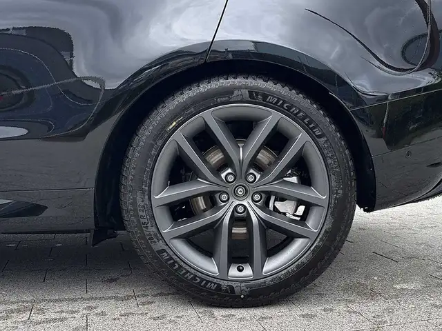 Land Rover Range Rover Sport view 9