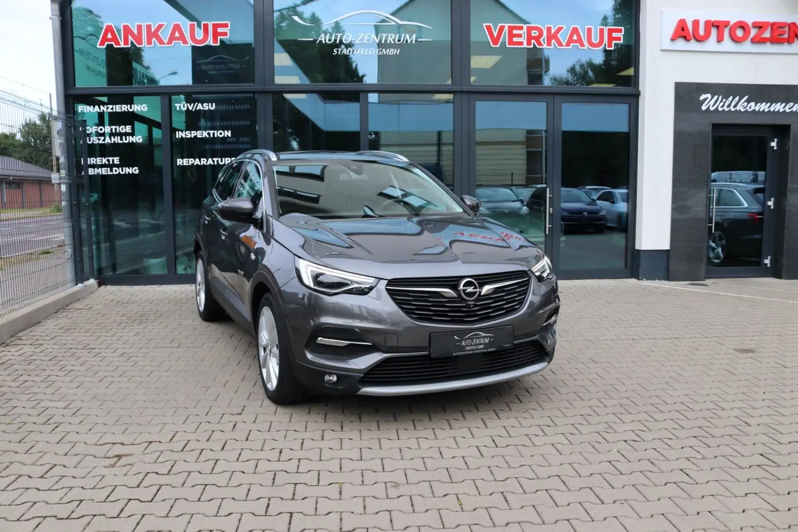 Opel Grandland X Navi Leder Memory 360° AHK LED Grau - 1