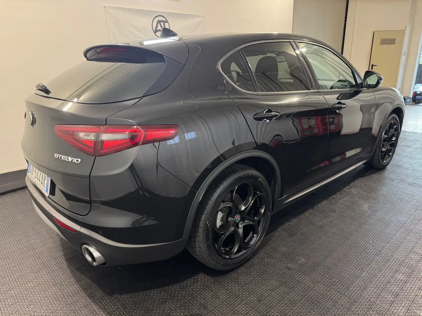Alfa Romeo Stelvio Stelvio 2.2 Turbodiesel 190 CV AT8 Q4 Sprint Nero - 2