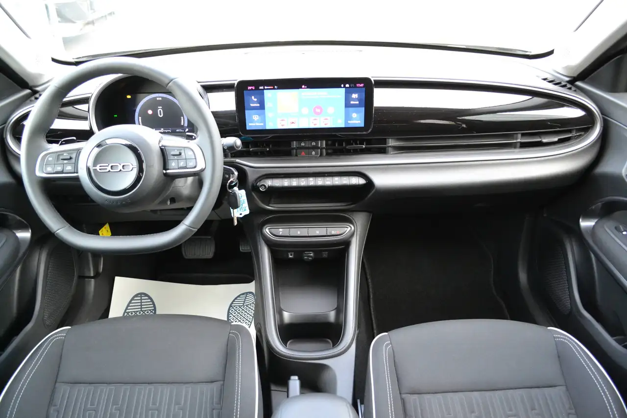 Fiat 600 1.2 Hybrid Automaat, миниатюра 10