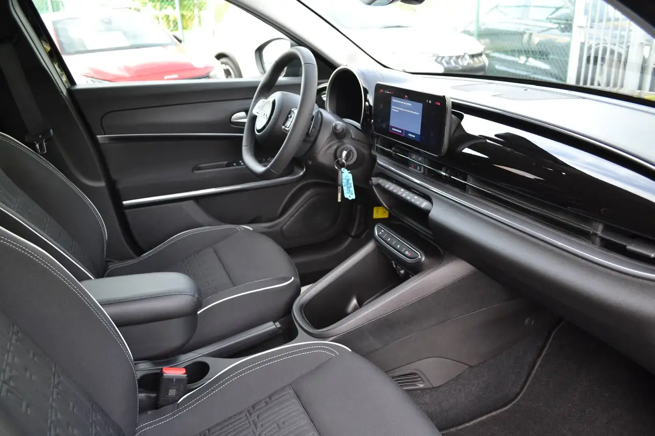 Fiat 600 1.2 Hybrid Automaat, миниатюра 11