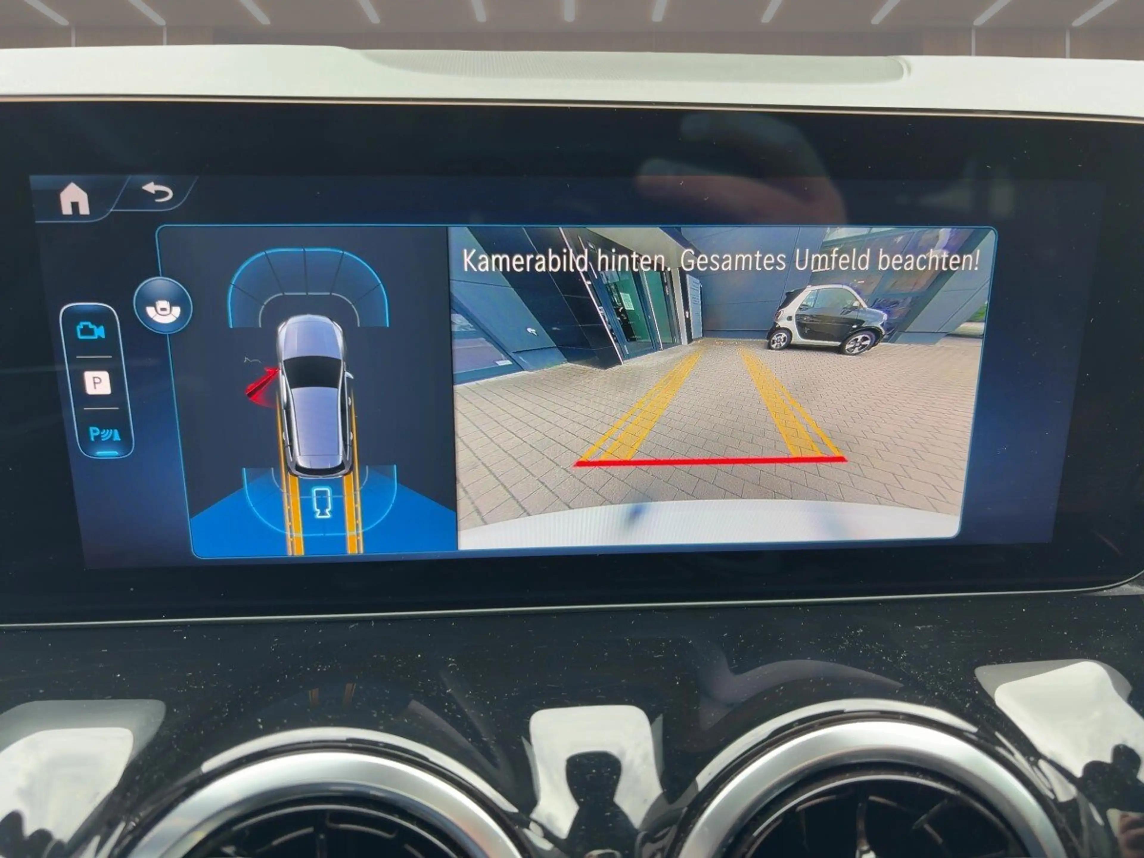 Mercedes-Benz B 220 B 220d PANO+SITZ.HEIZ.+CARPLAY+LED+R.KAMERA+MBUX+ — photo 13