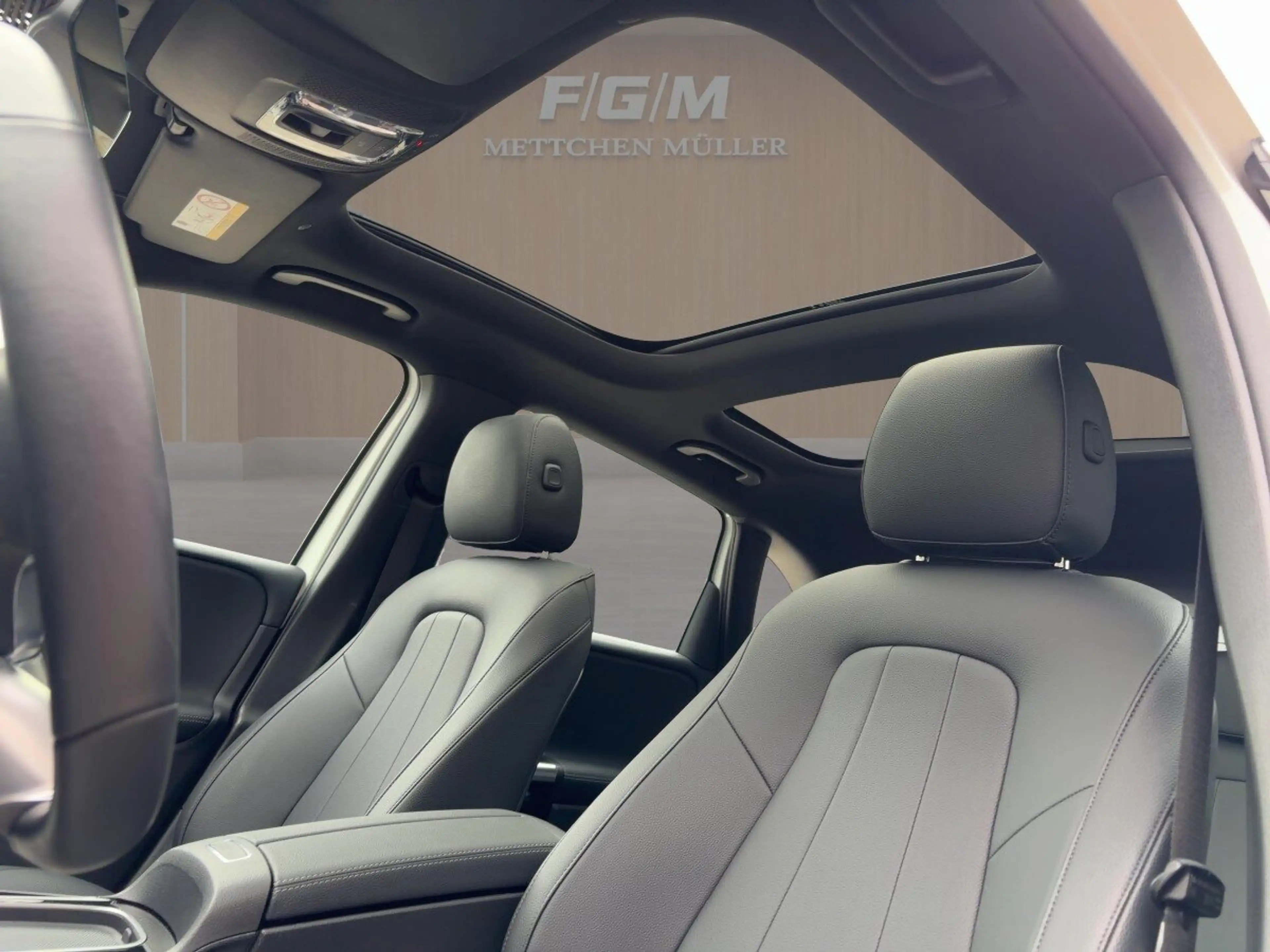 Mercedes-Benz B 220 B 220d PANO+SITZ.HEIZ.+CARPLAY+LED+R.KAMERA+MBUX+ — photo 12