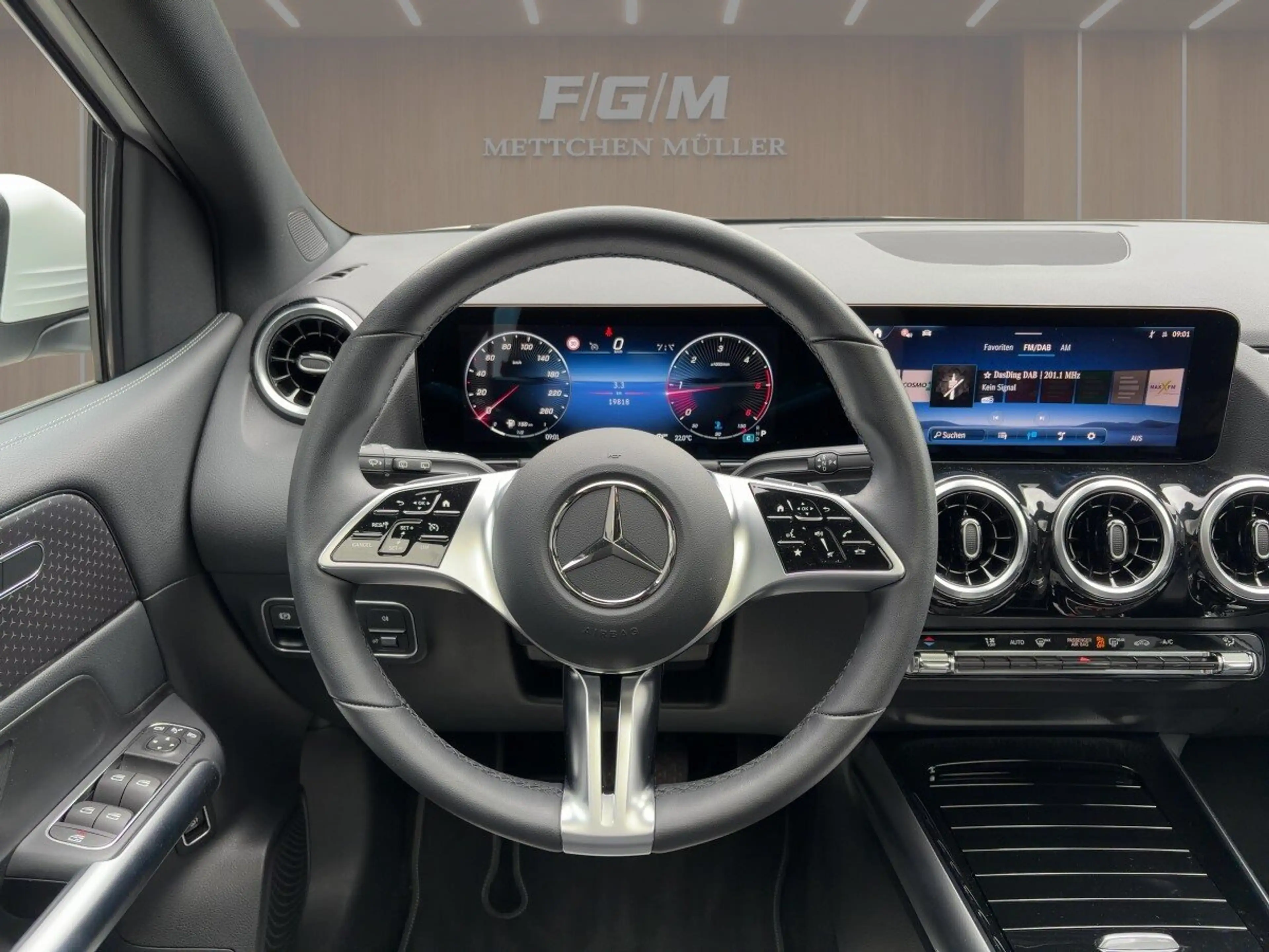 Mercedes-Benz B 220 B 220d PANO+SITZ.HEIZ.+CARPLAY+LED+R.KAMERA+MBUX+ — photo 9
