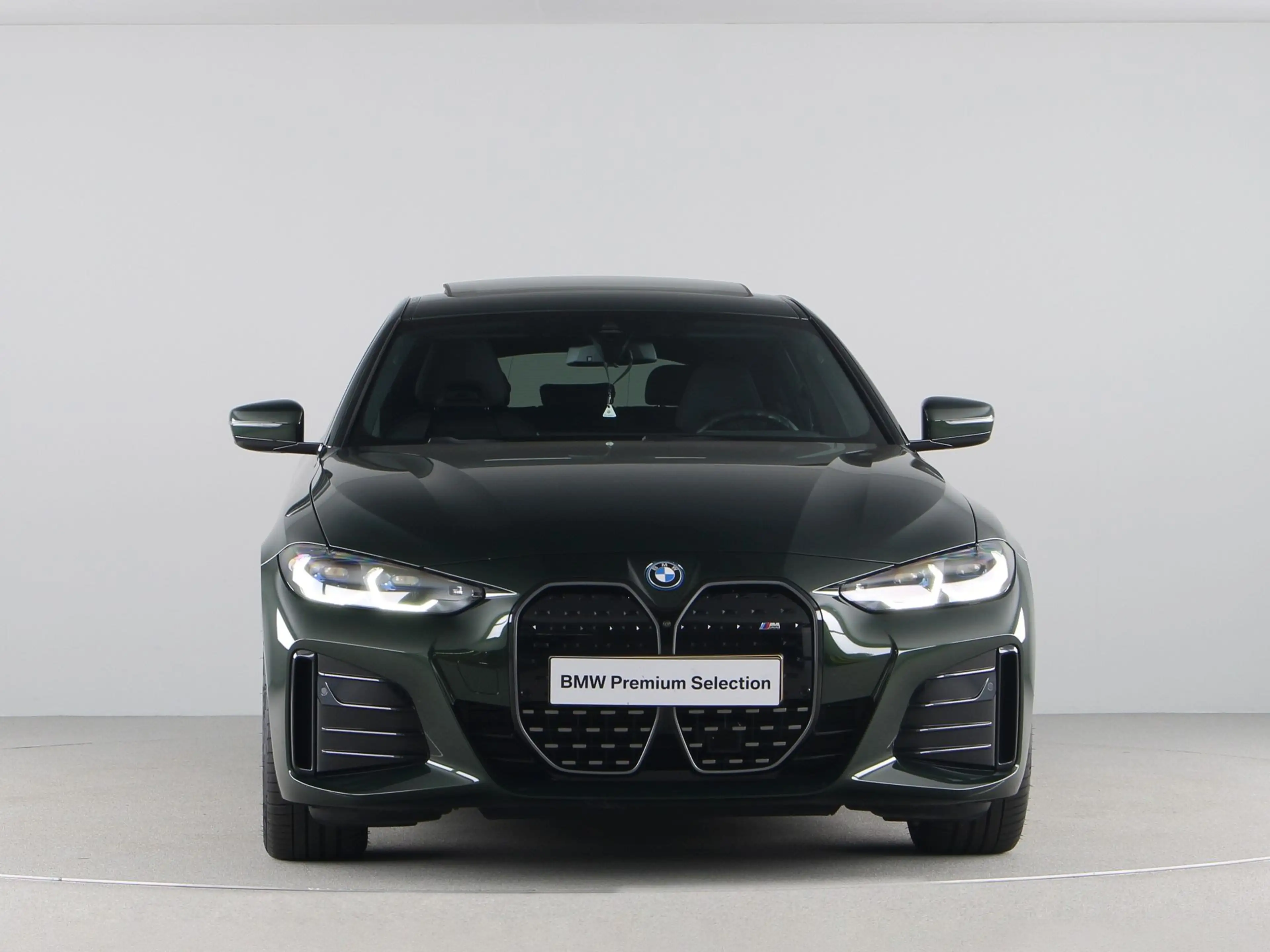 BMW i4 eDrive40 M-Sport Plus — photo 7