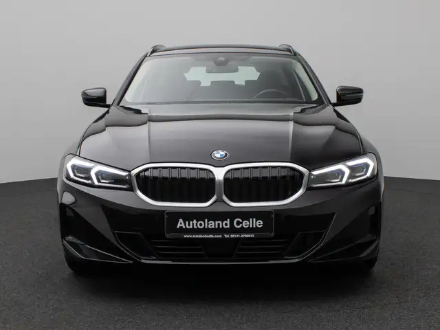 BMW 3 Series view 2