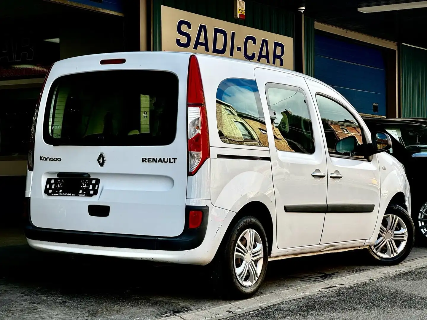 Renault Kangoo 1.5 dCie 90cv Zen - 5 PLACES Biały - 2