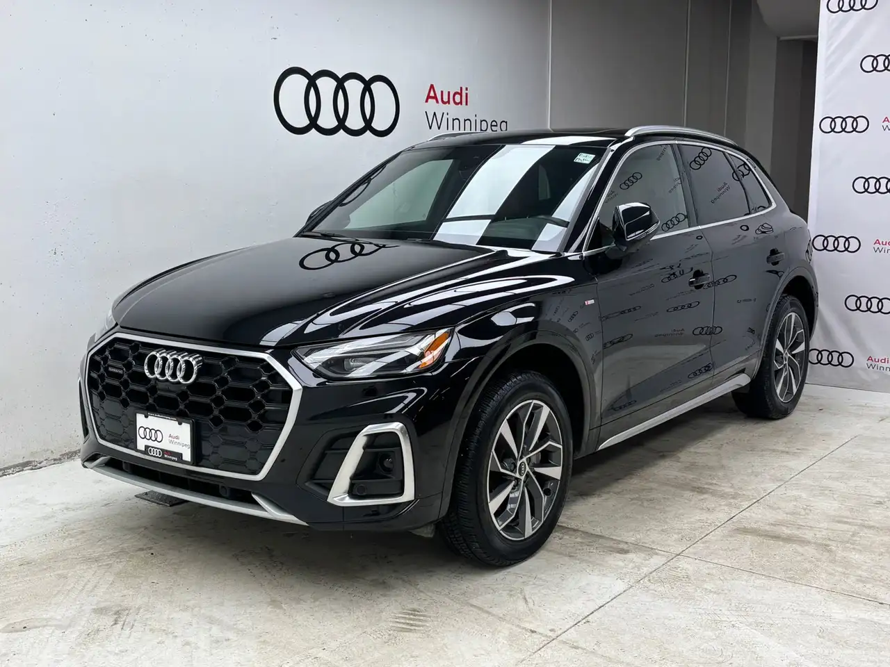 Audi Q5 снимка Audi Q5