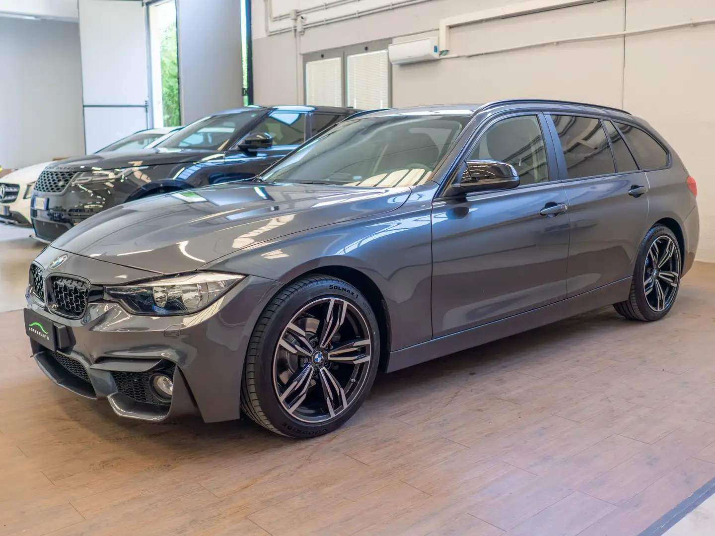 BMW 316 d 116cv Touring Business Advantage auto M-Sport Сірий - 1
