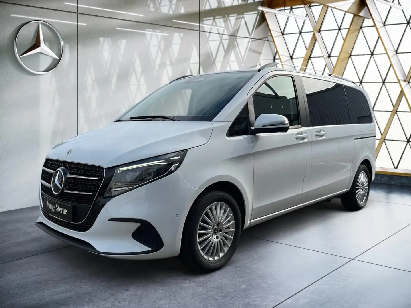 Mercedes-Benz V 220 d STYLE Kompakt AHK*LenkradHz*KAM*PreSafe* Wit - 2