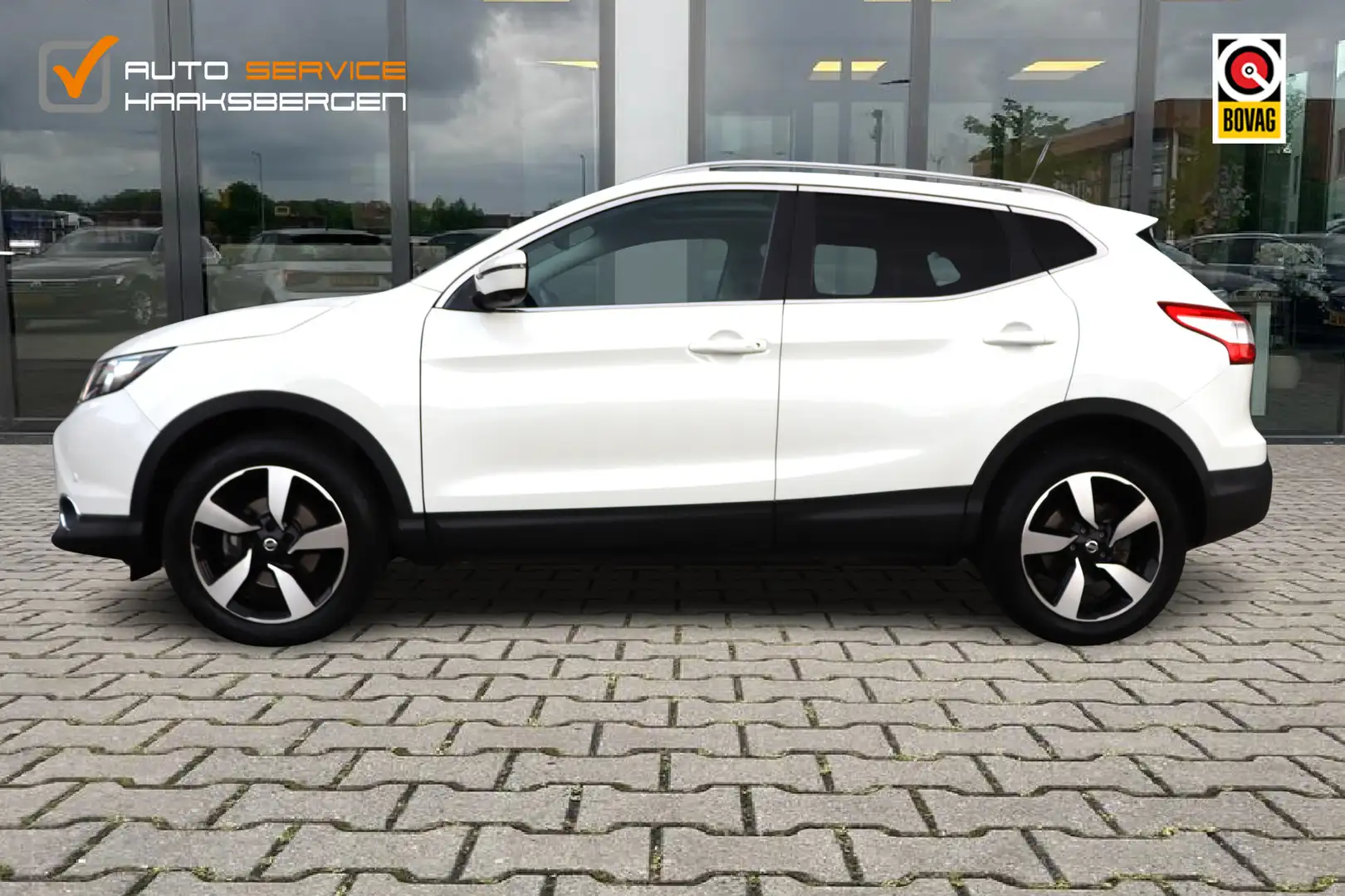 Nissan Qashqai 1.6 N-Connecta | Pano | Trekhaak | 360 Camera | Blanc - 2