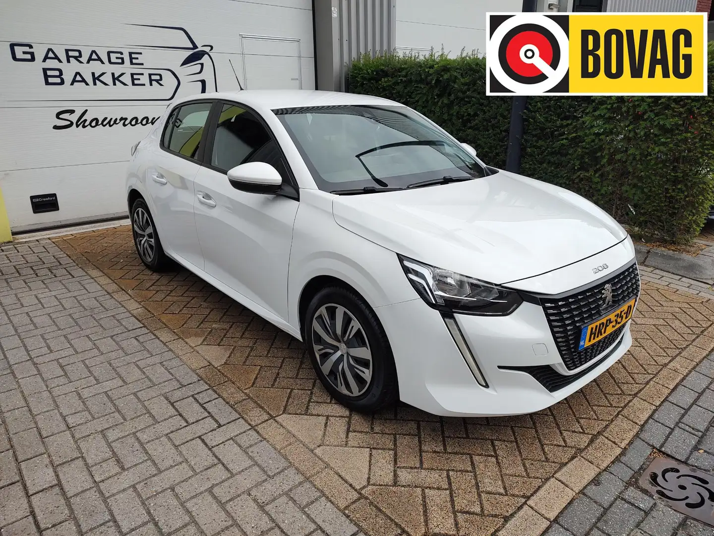 Peugeot 208 1.2 PureTech Blue Lease Allure Nieuwe Distributier Wit - 1