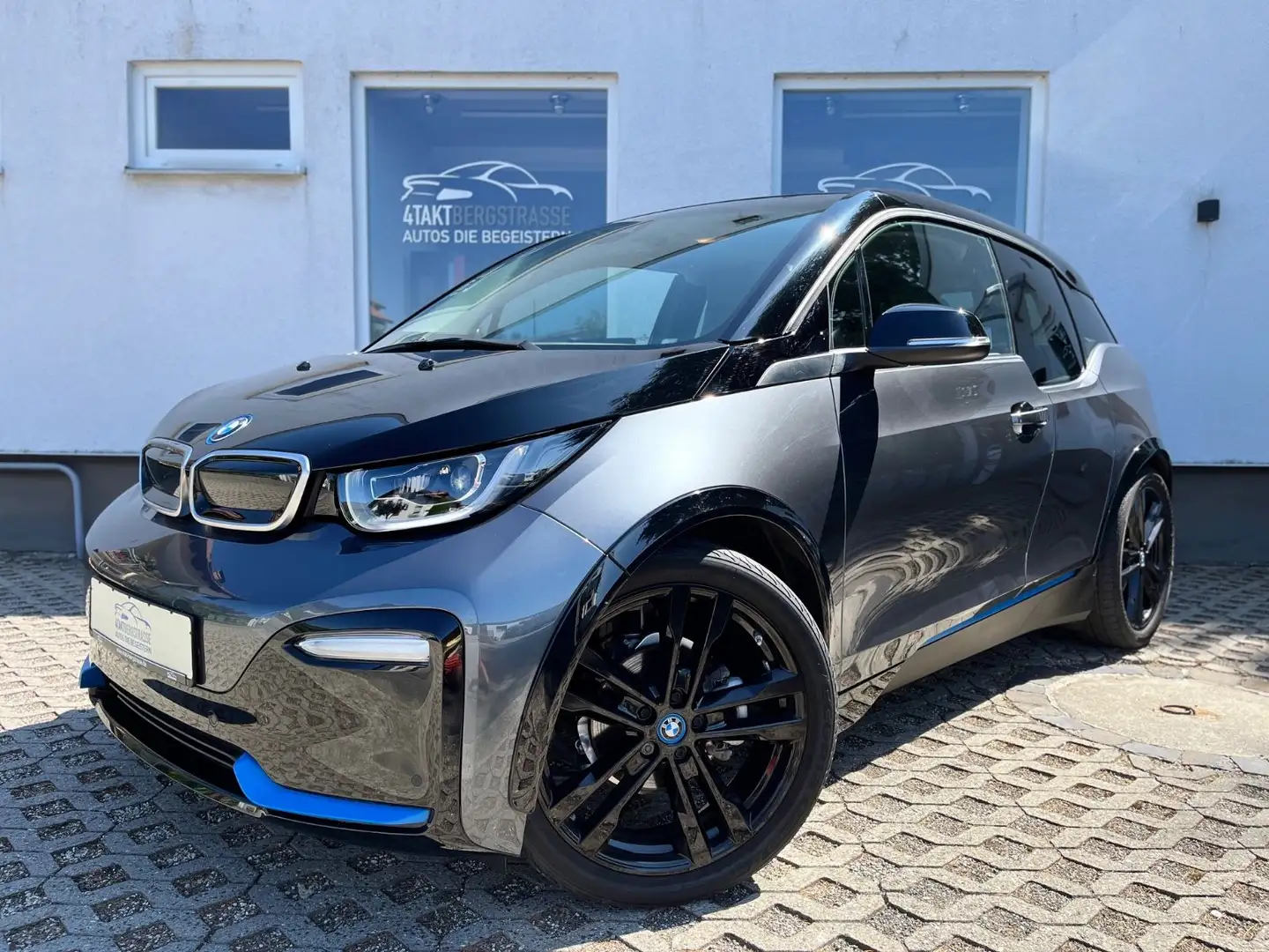 BMW i3 s 120Ah NaviProf LED h/k ACC RFK DAB 20" Grau - 2
