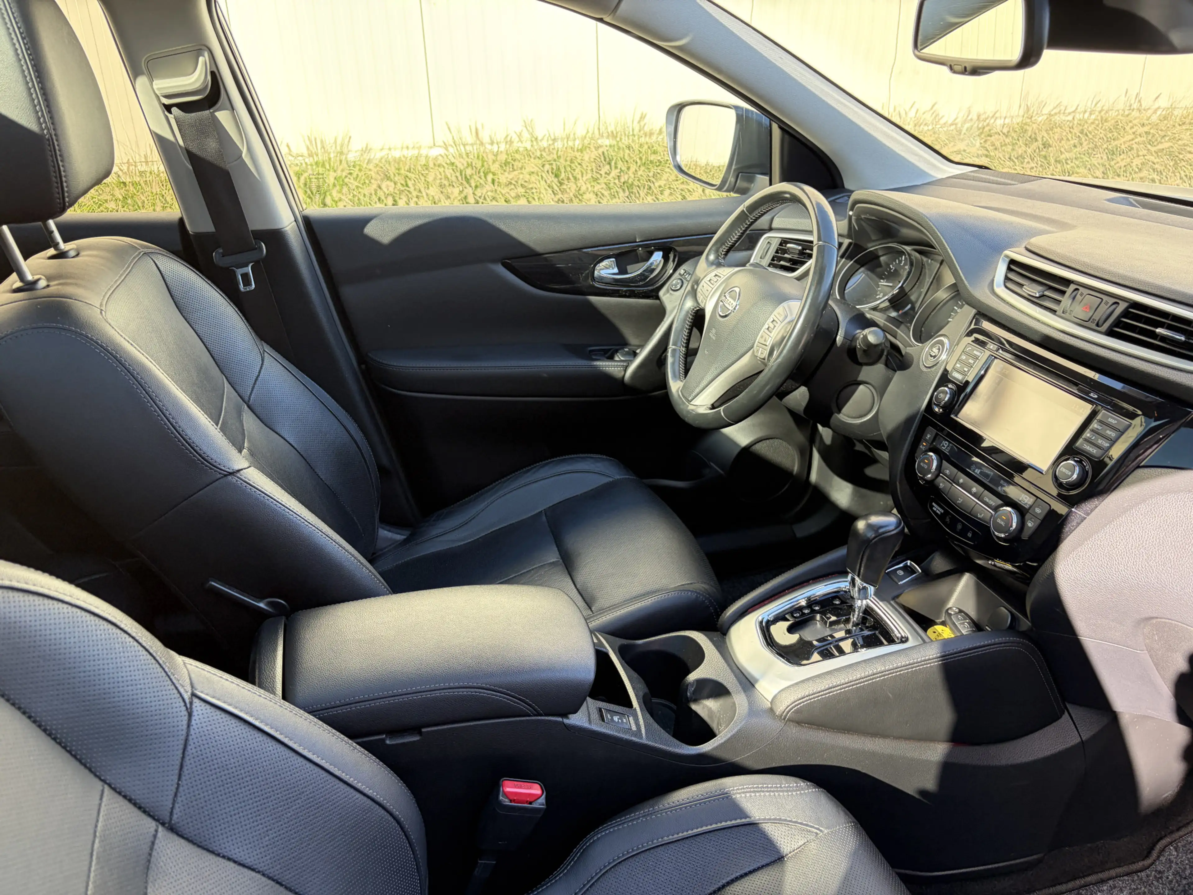 Nissan Qashqai 1.2 Tekna / AUTOMAAT / LEER / NAVI / CRUISE / PANO — photo 24