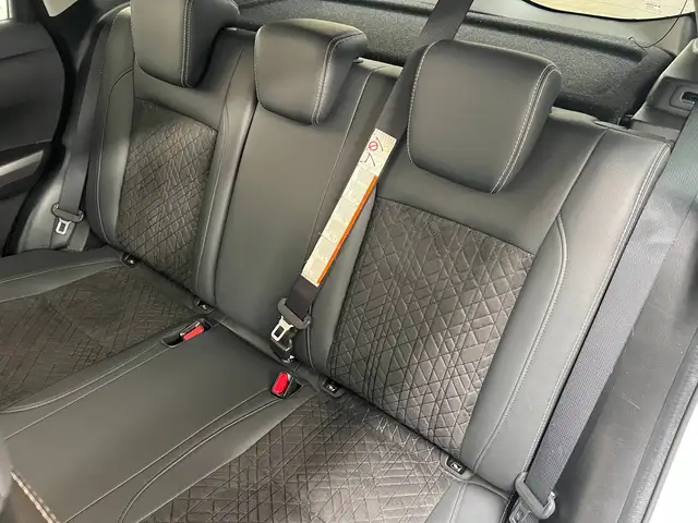 Suzuki Vitara view 10