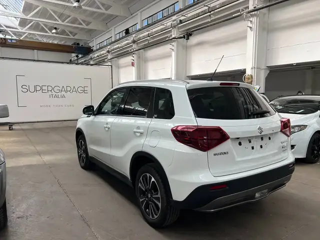 Suzuki Vitara view 5