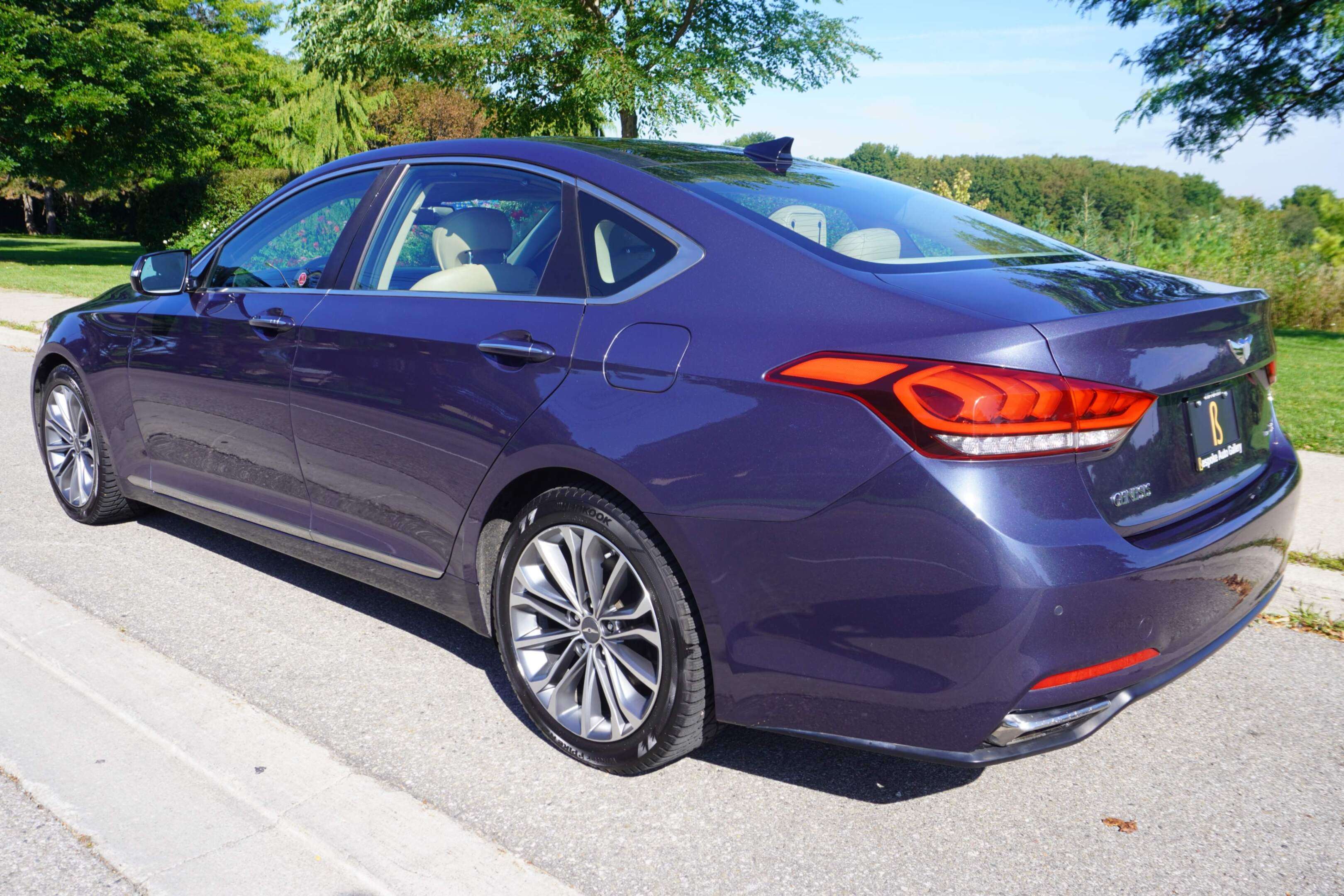 2016 Hyundai Genesis ONE OWNER / NO ACCIDENTS / 3.8L V6 / TECHNOLOGY PK — снимка 1