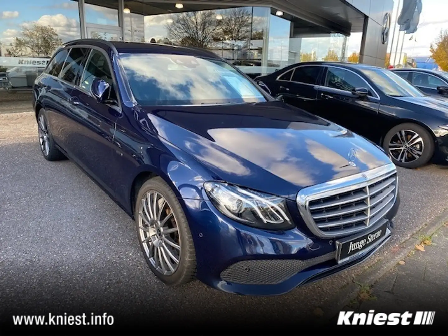 Mercedes-Benz E 300 T-Modell de Business, HUD, AHK, Command Azul - 2