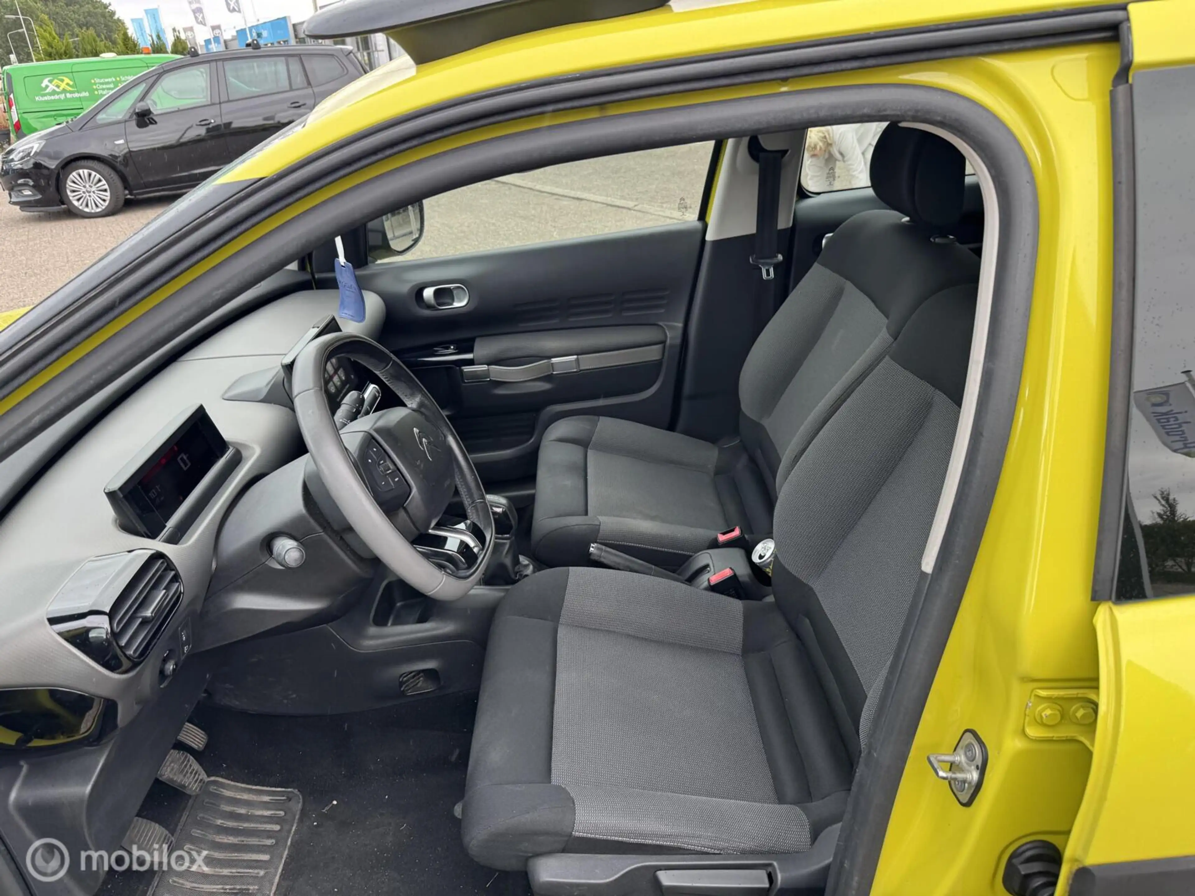 Citroen C4 Cactus 1.2 VTi Business navi 68311 km — photo 14