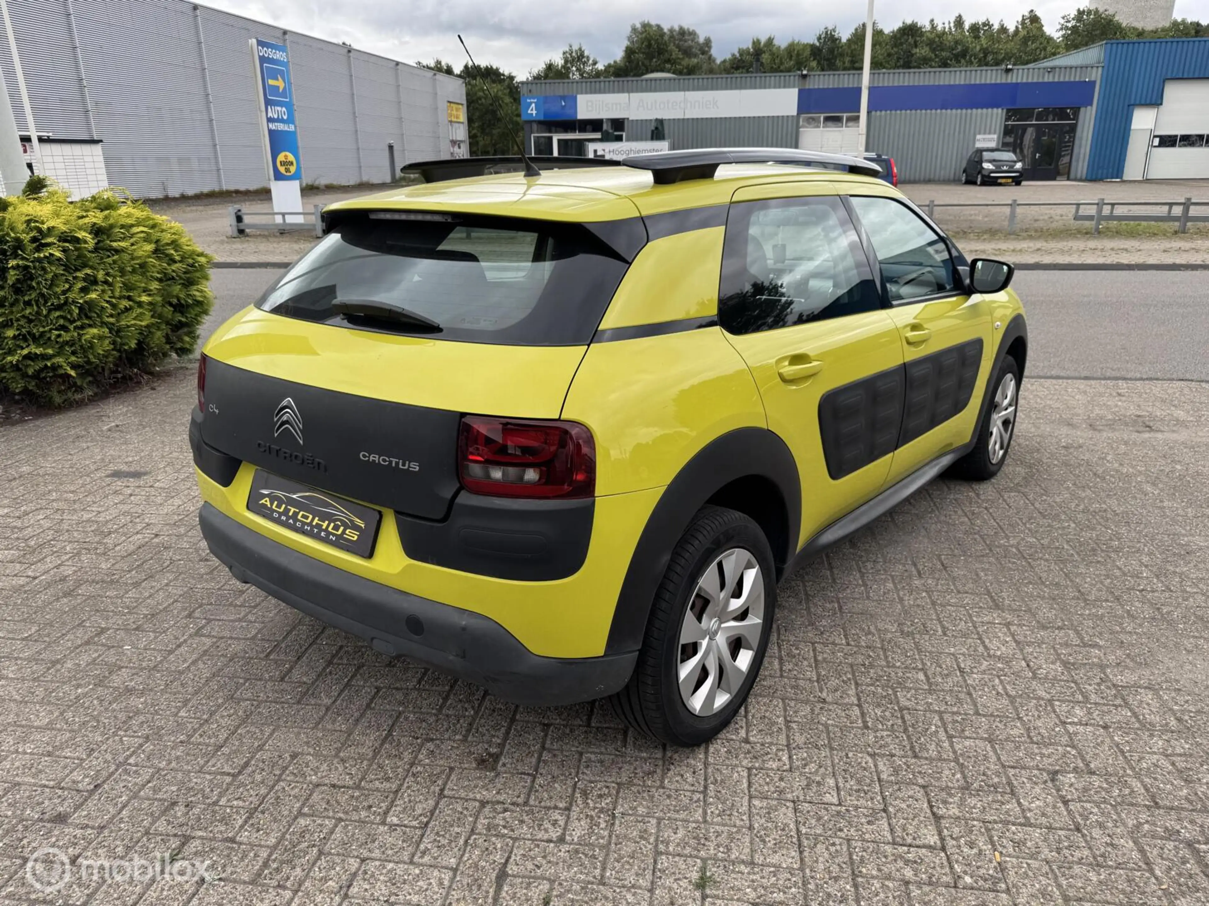 Citroen C4 Cactus 1.2 VTi Business navi 68311 km — photo 5