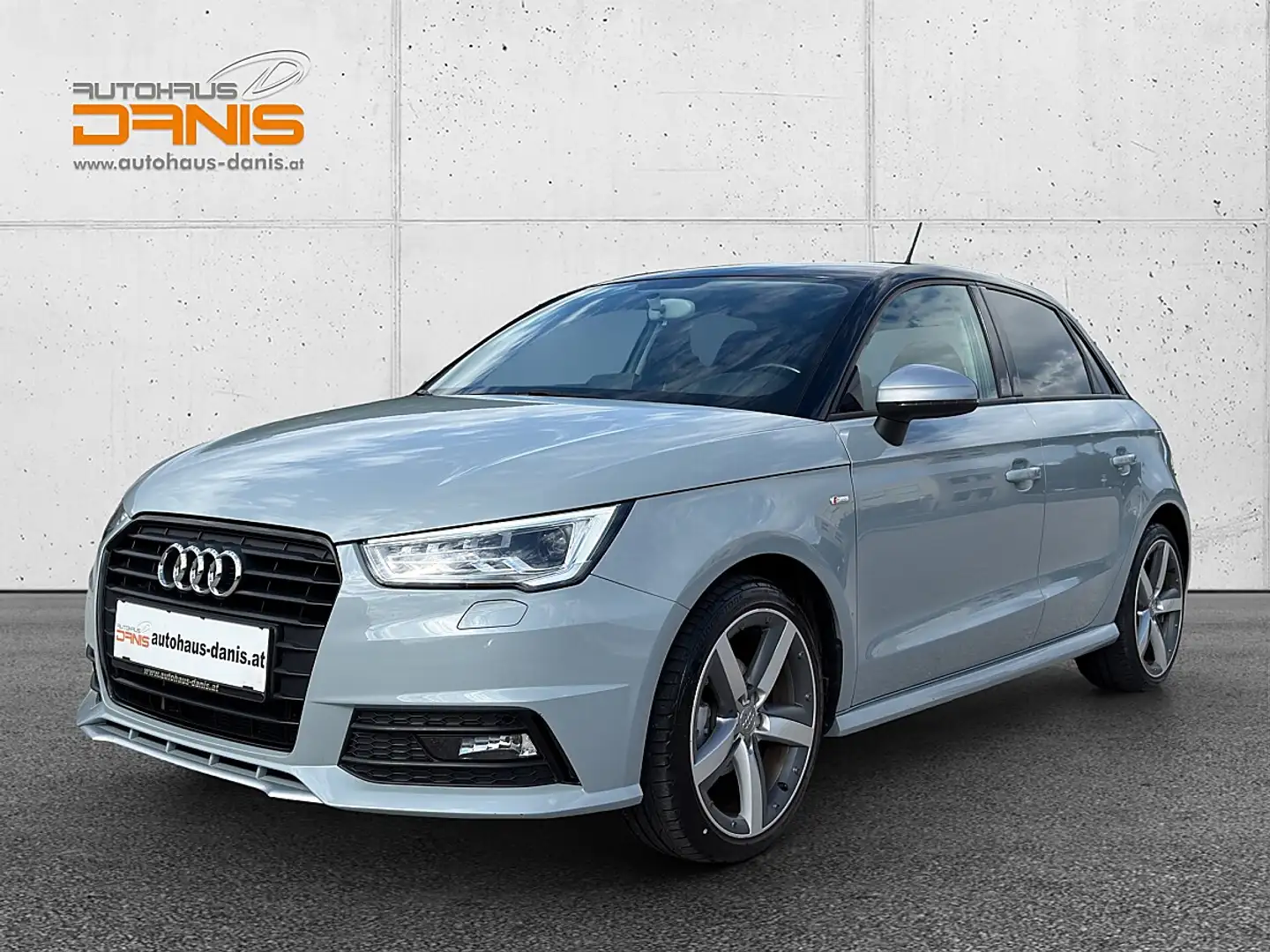Audi A1 SB TFSI S-Line Xenon/MMI/Black-Line Grau - 2