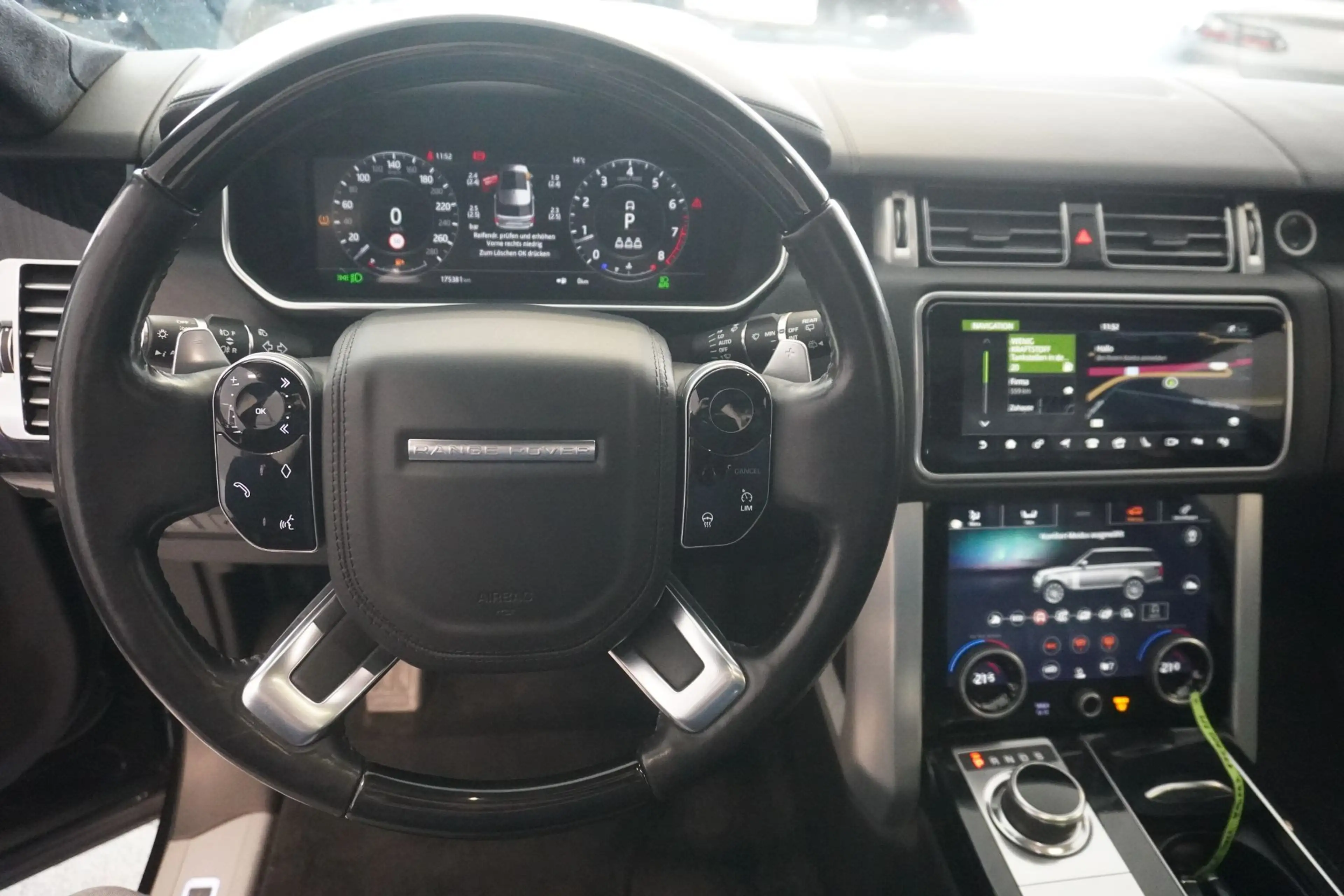 Land Rover Range Rover 5.0 Autobiography Leder/Virtual/LED — photo 12