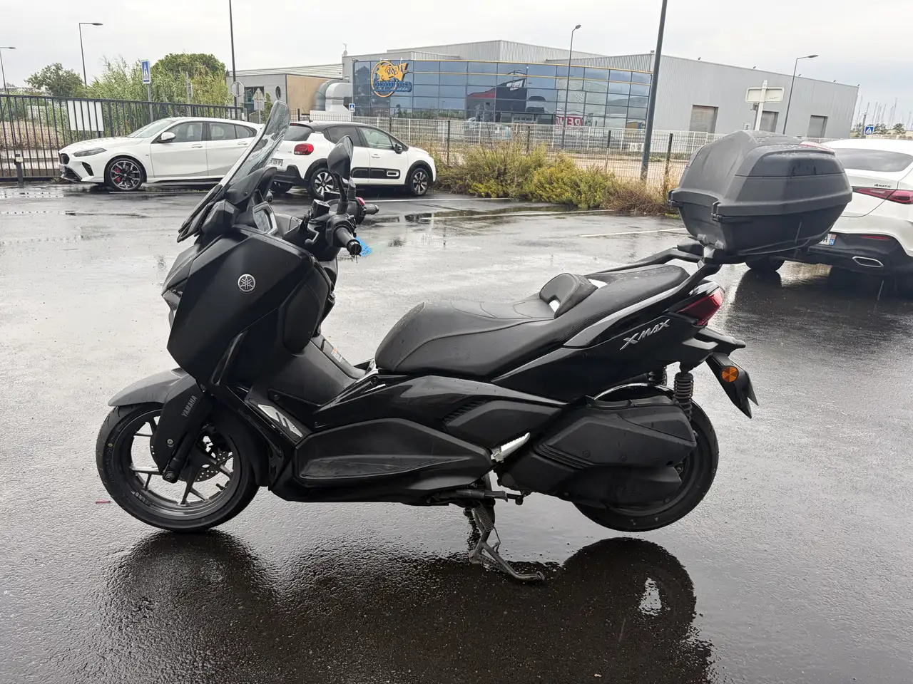 Yamaha X-Max 300