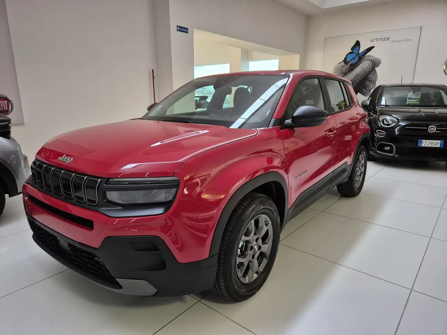 Jeep Avenger Avenger 1.2 Turbo 110 CV MHEV Longitude Rouge - 1