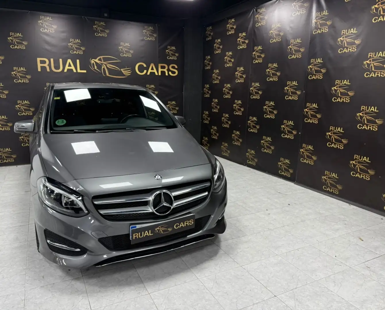 Mercedes-Benz B 200 CDI 4M 7G-DCT Gris - 2