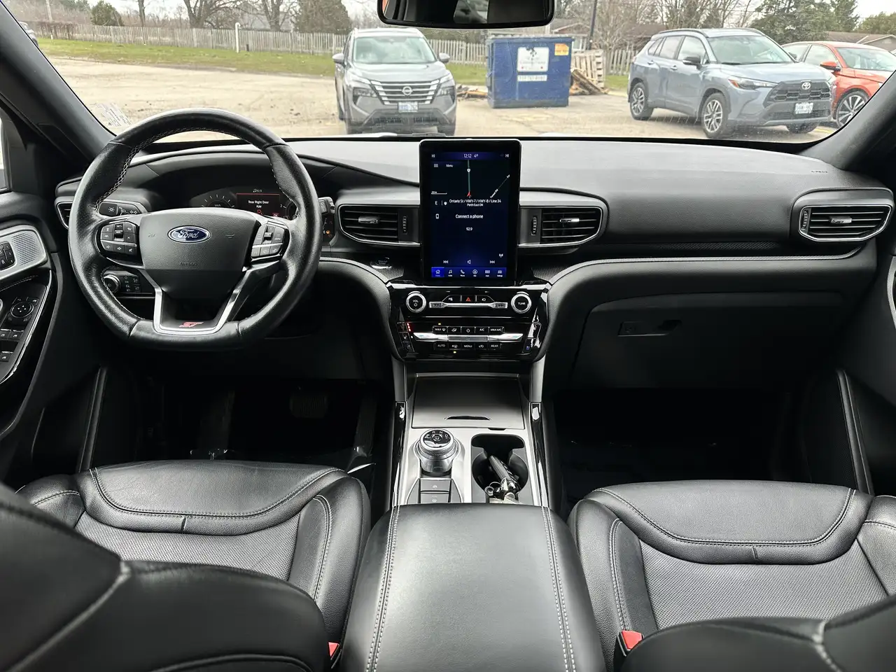 Ford Explorer снимка Ford Explorer