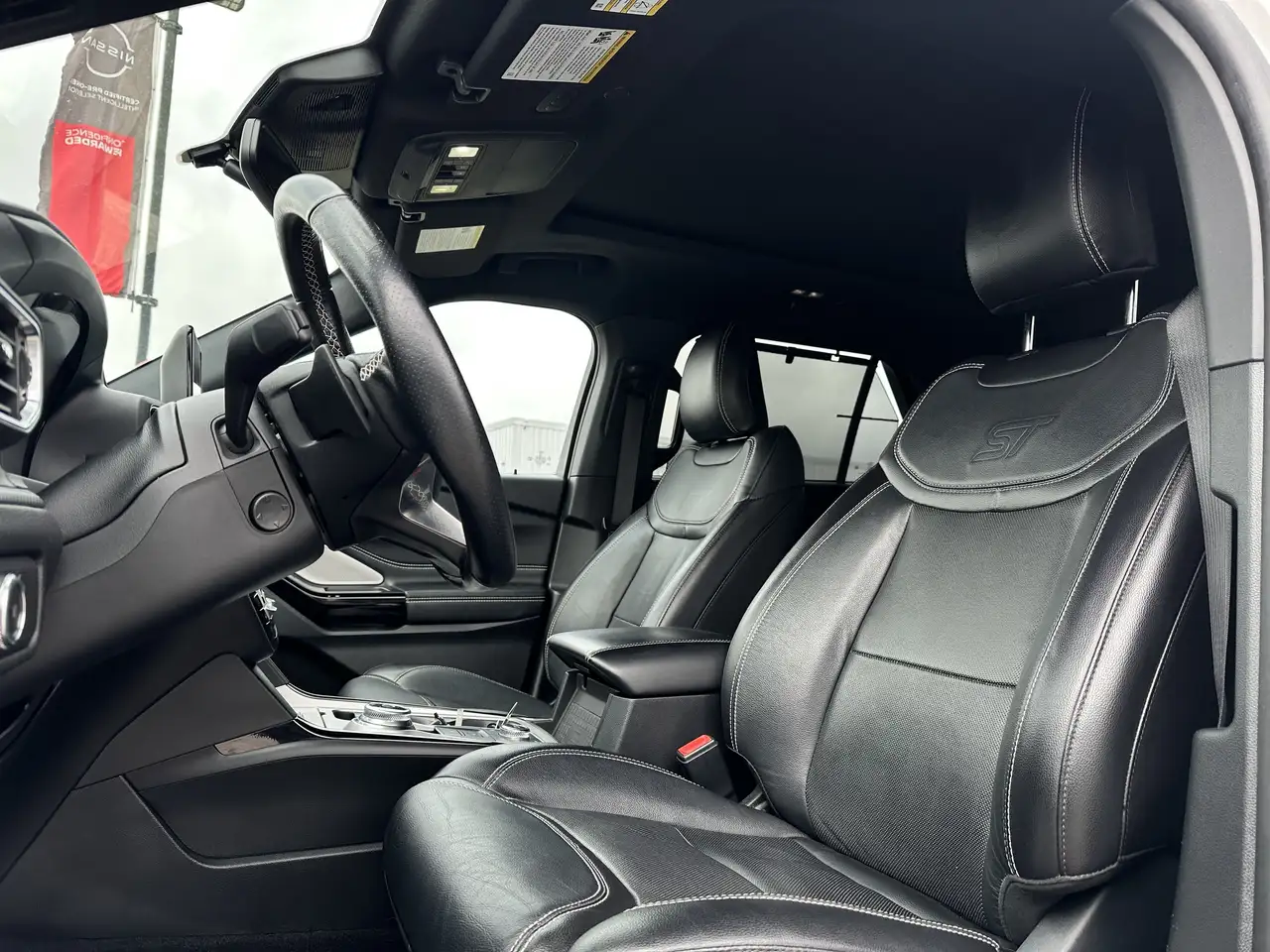 Ford Explorer снимка Ford Explorer