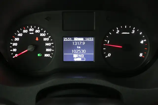 Mercedes-Benz Sprinter view 12