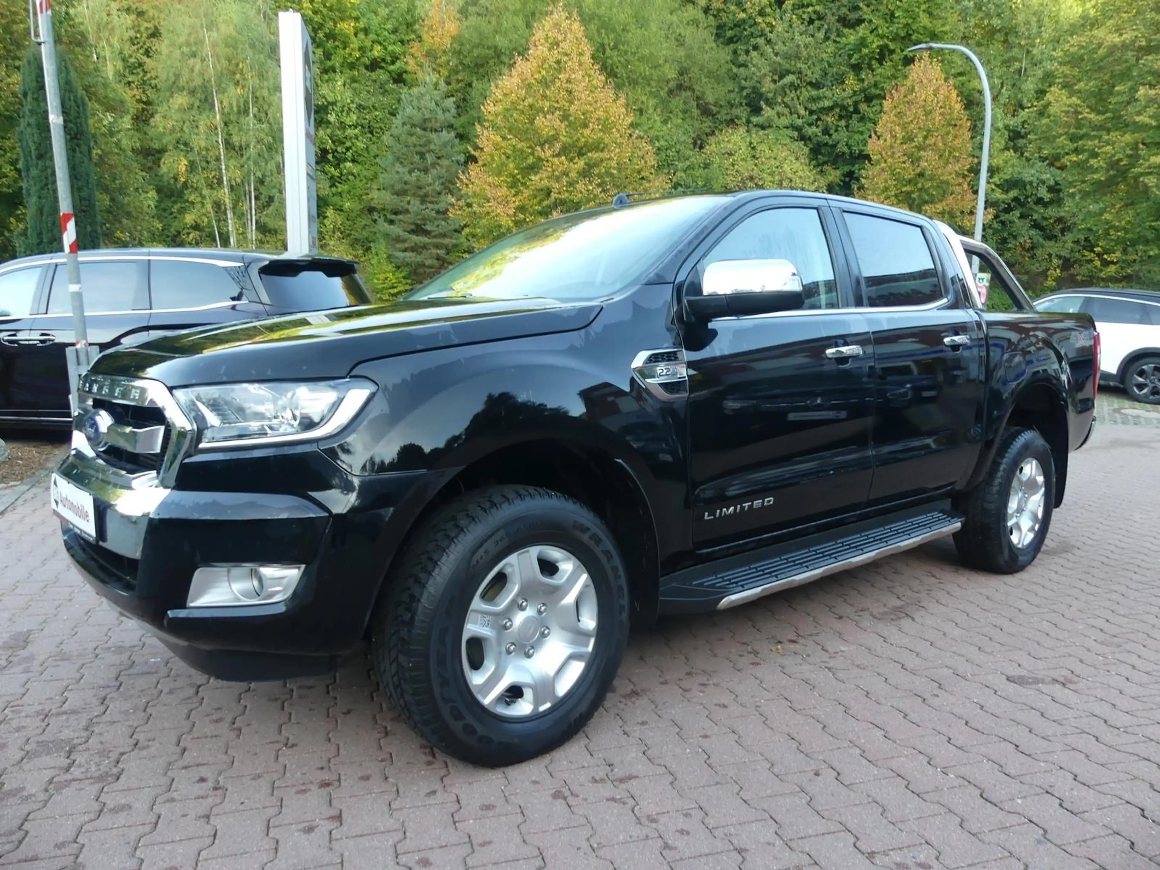 Ford Ranger 2.2*DoKa*4x4*Leder*Klimaauto*SItzhzg*PDC
