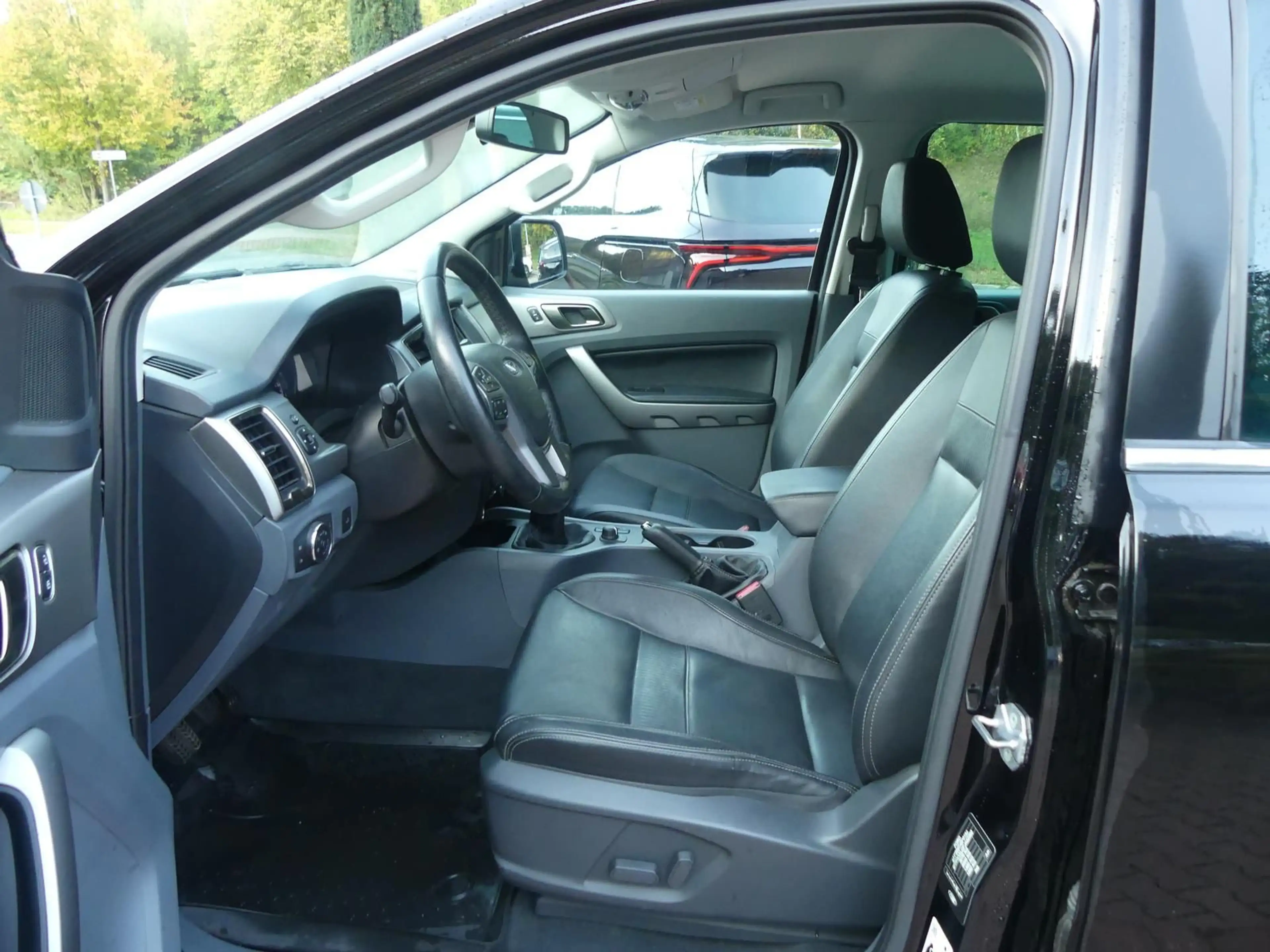 Ford Ranger 2.2*DoKa*4x4*Leder*Klimaauto*SItzhzg*PDC — photo 10