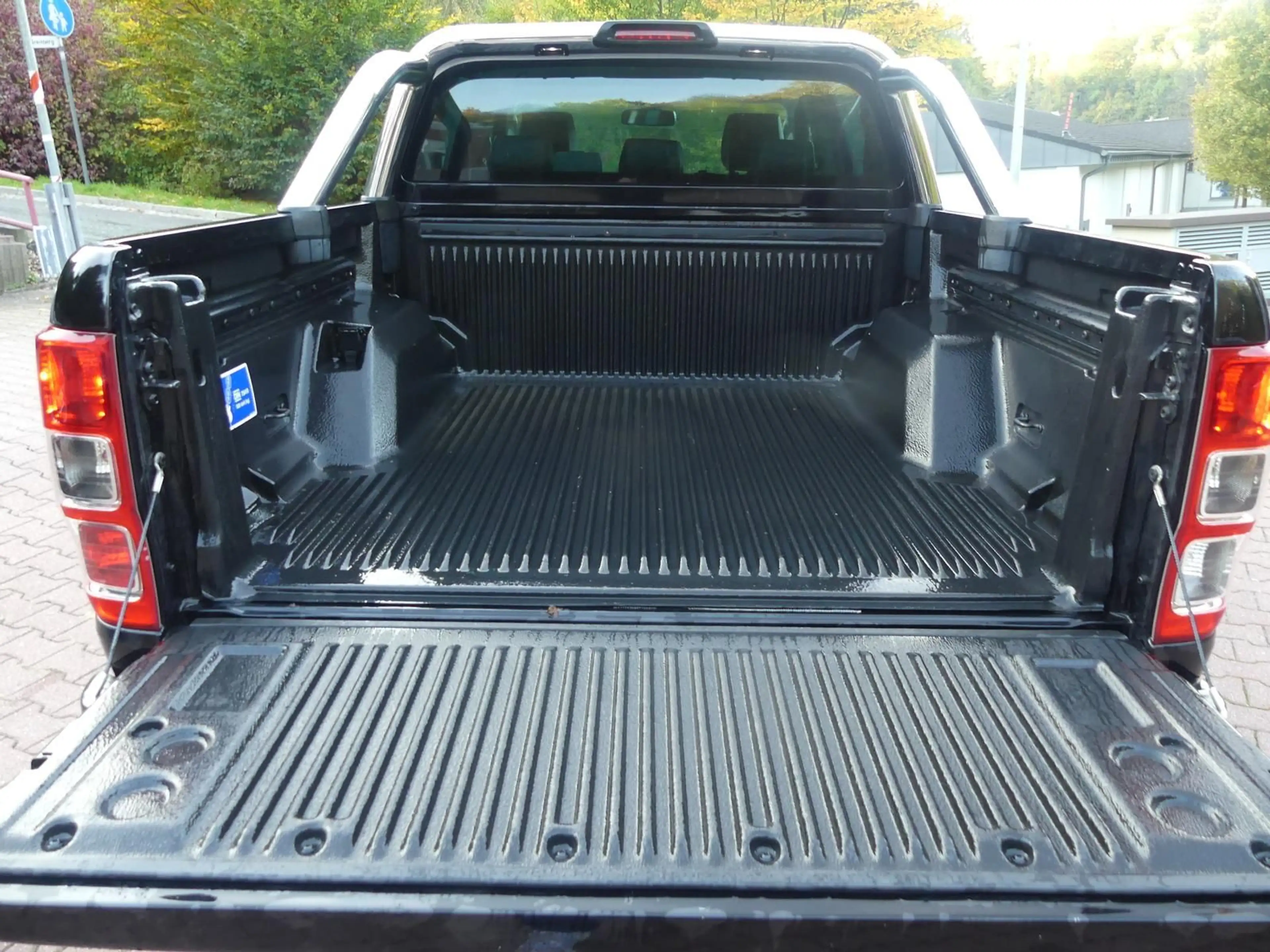 Ford Ranger 2.2*DoKa*4x4*Leder*Klimaauto*SItzhzg*PDC — photo 9