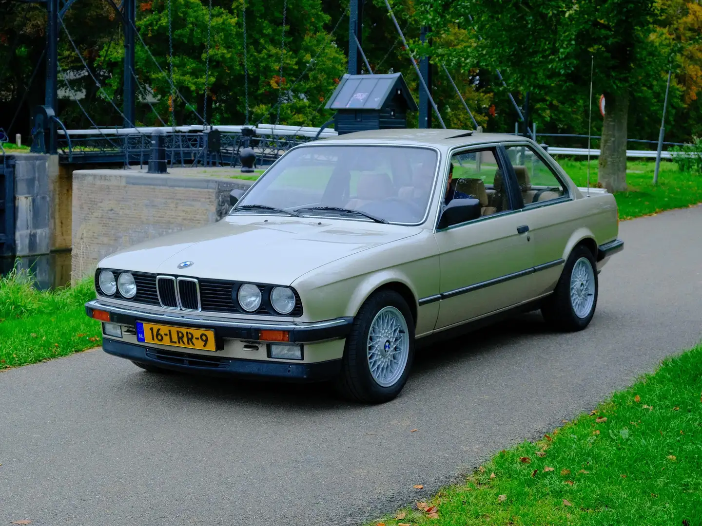 BMW 325 E30 325i Coupé 1986 Beige - 1