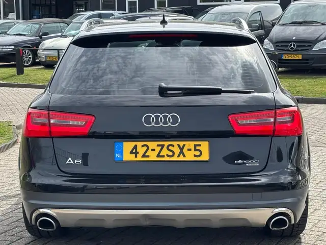 Audi A6 view 7