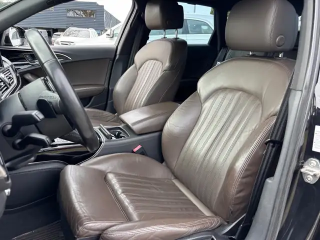 Audi A6 view 12