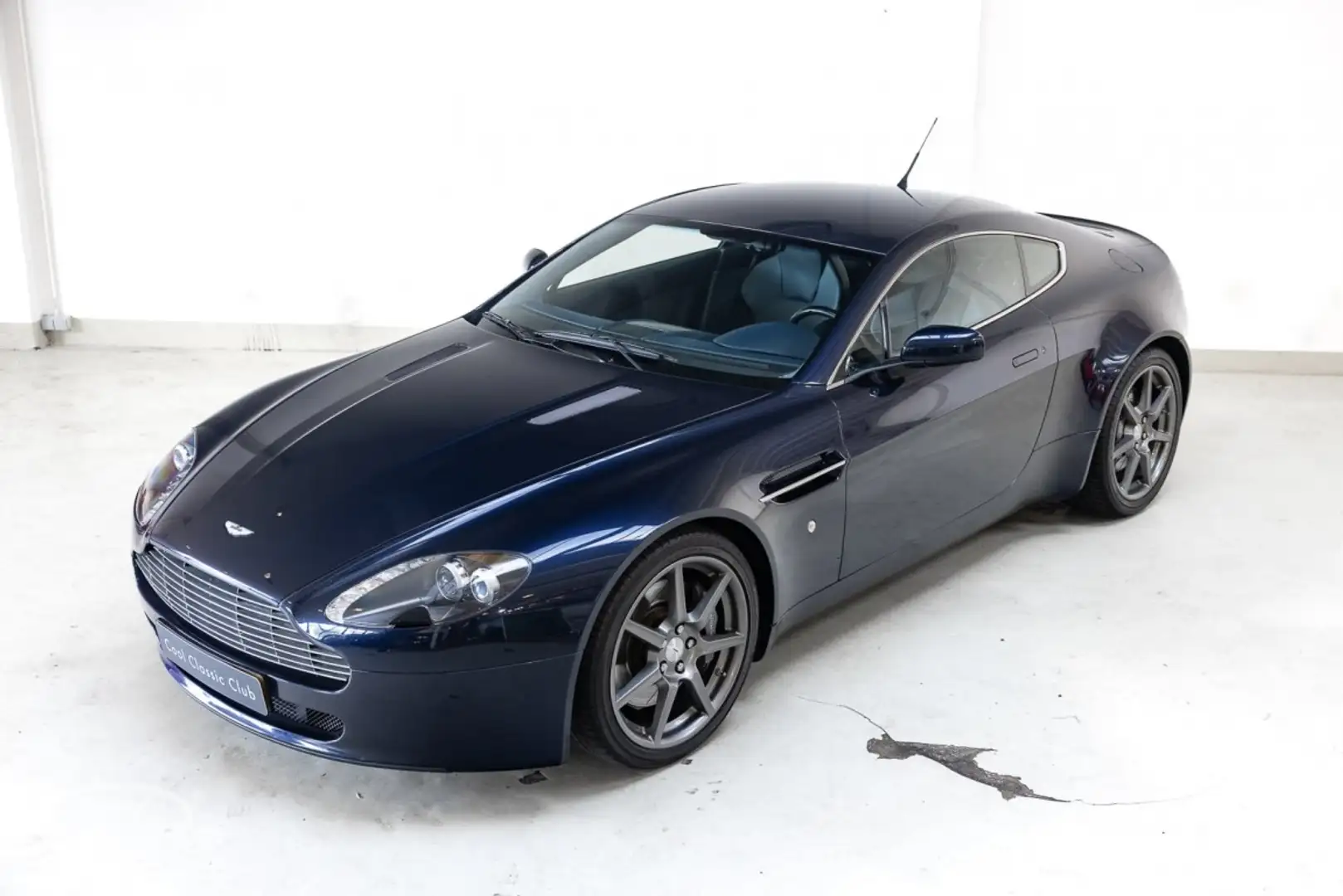 Aston Martin Vantage V8  - ONLINE AUCTION Blau - 2