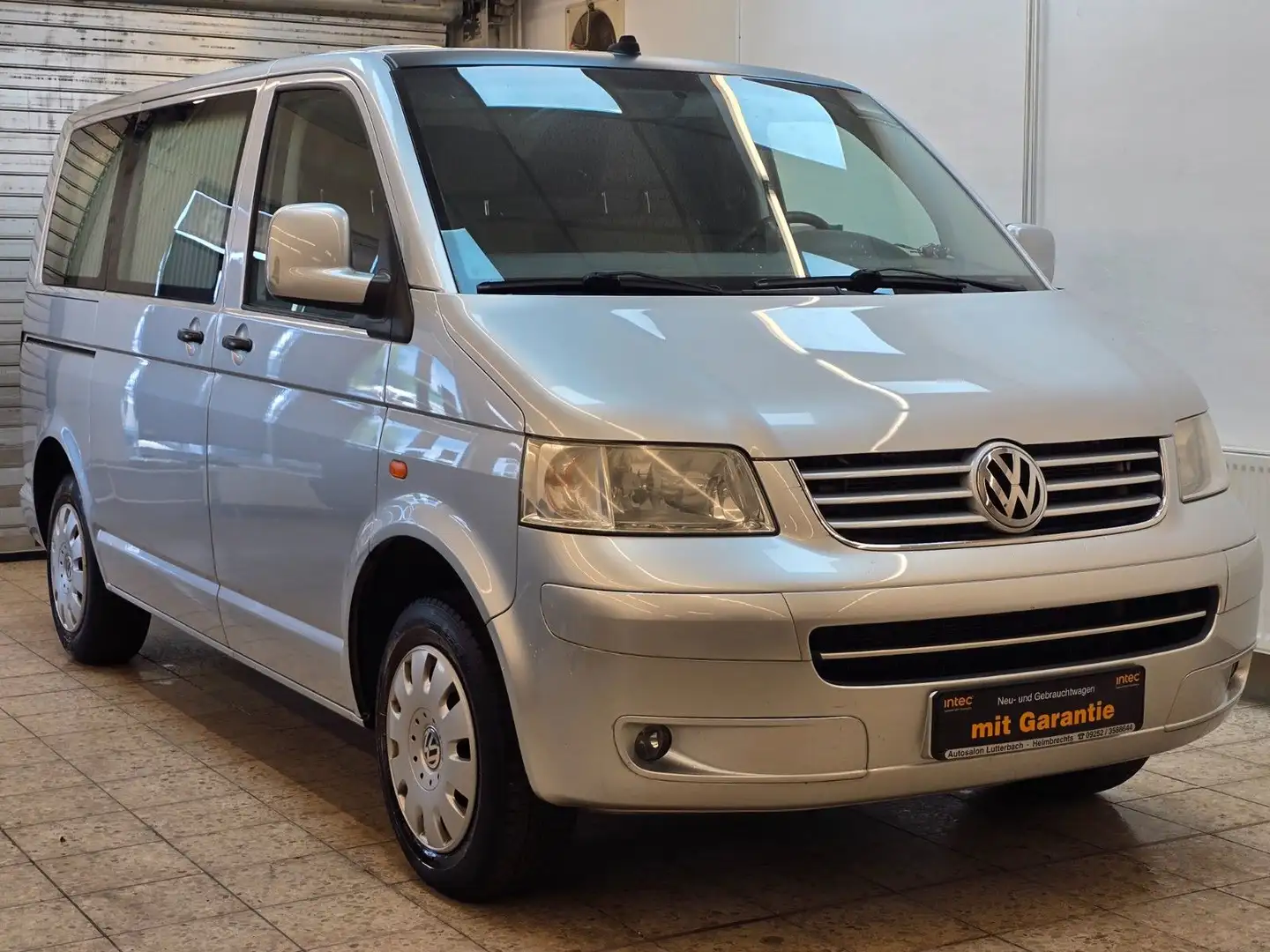 Volkswagen T5 Bestattungswagen Leichenwagen * 110 000 km * Argento - 1