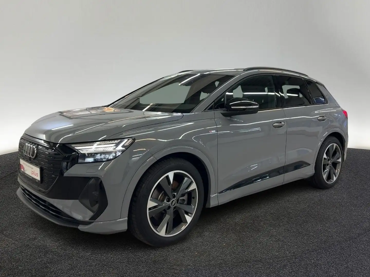 Audi Q4 e-tron Q4 50 e-tron quattro 220 kW S line Navi Matrix Grau - 2