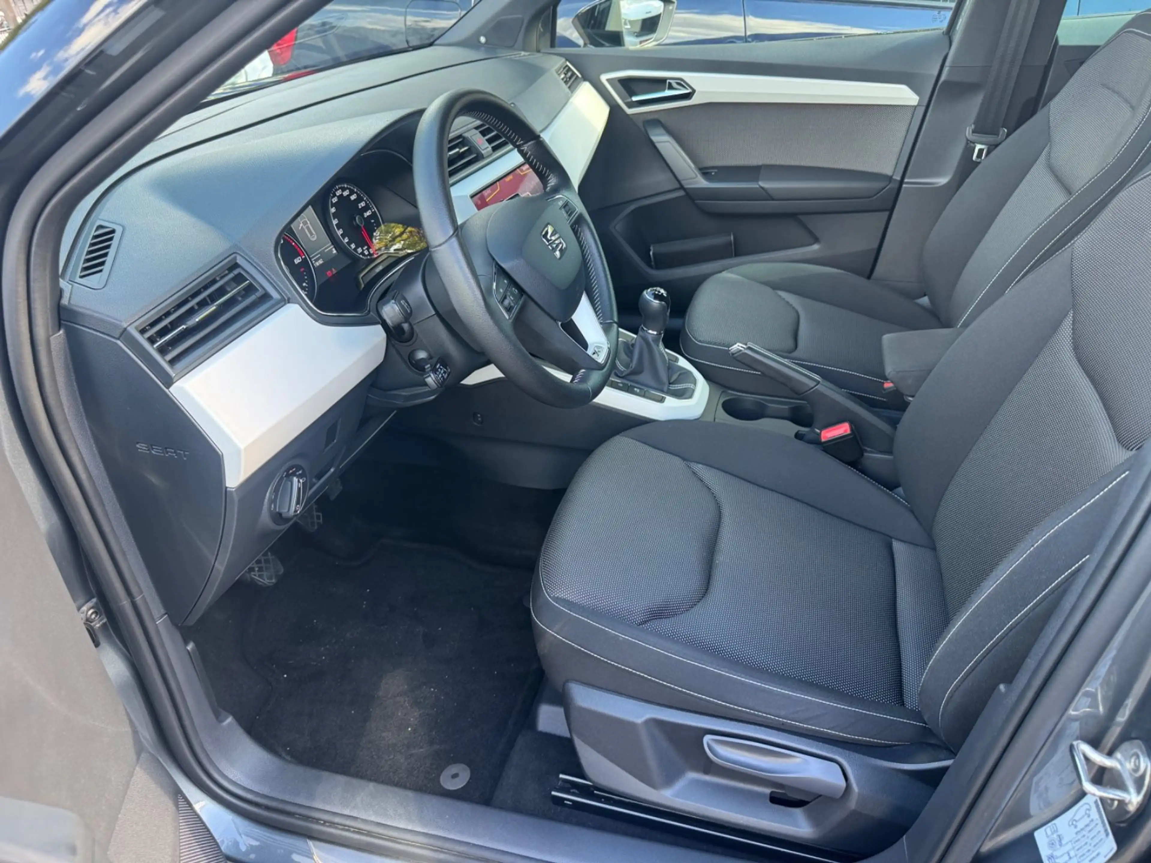 SEAT Arona Xcellence LED+Navi+ACC+Lane — photo 12