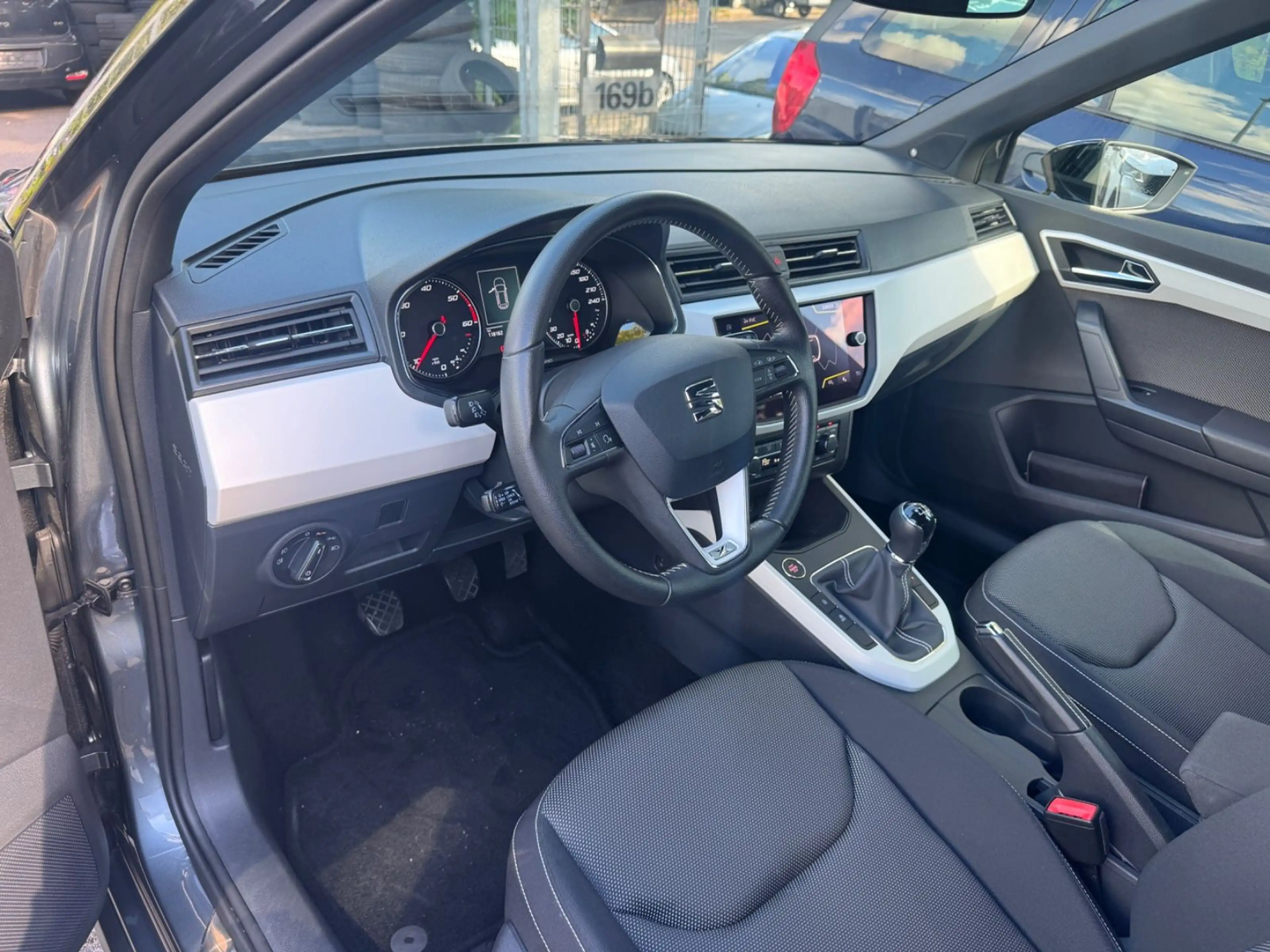 SEAT Arona Xcellence LED+Navi+ACC+Lane — photo 11