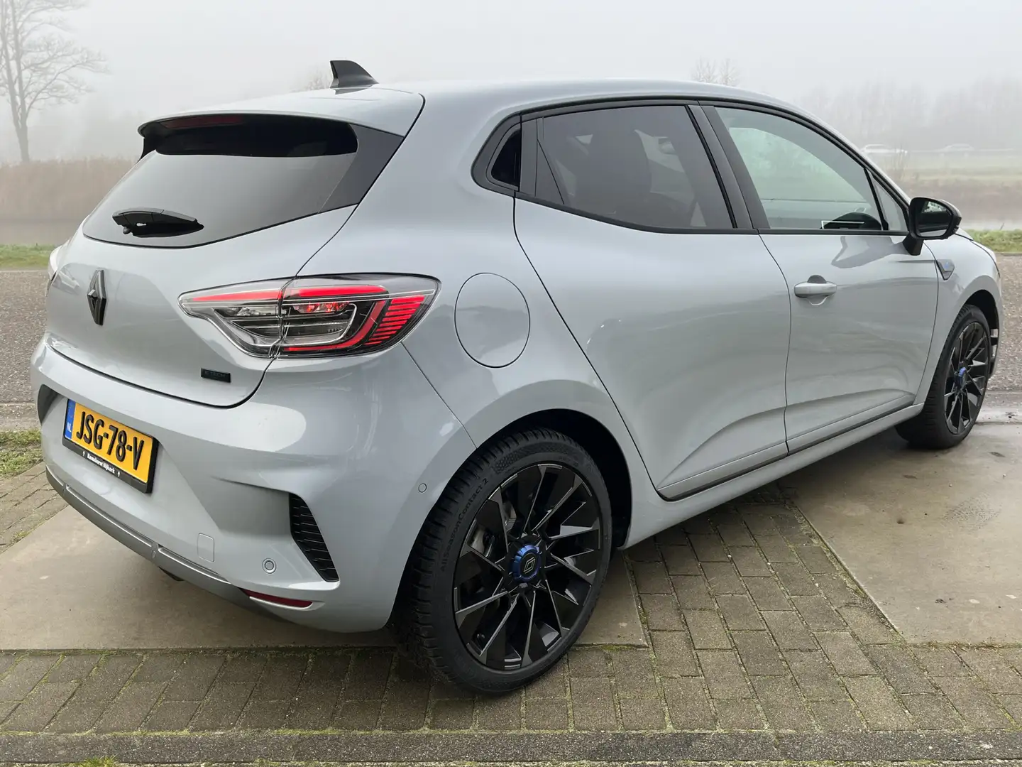 Renault Clio 1.6 E-Tech Full Hybrid 145 PK esprit Alpine / 360 Grau - 2