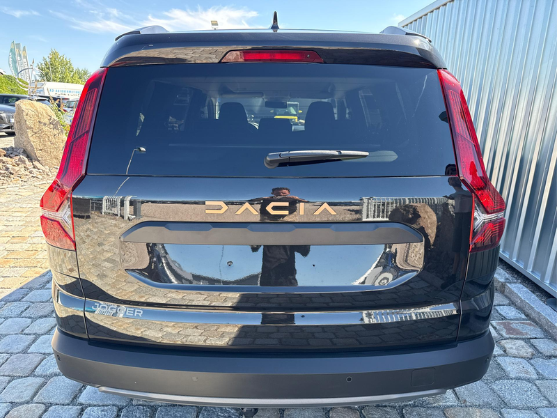 Dacia Jogger Extreme 1.0 TCe 110 7-Sitzer-AHK-Kamera-LED-App... — photo 5