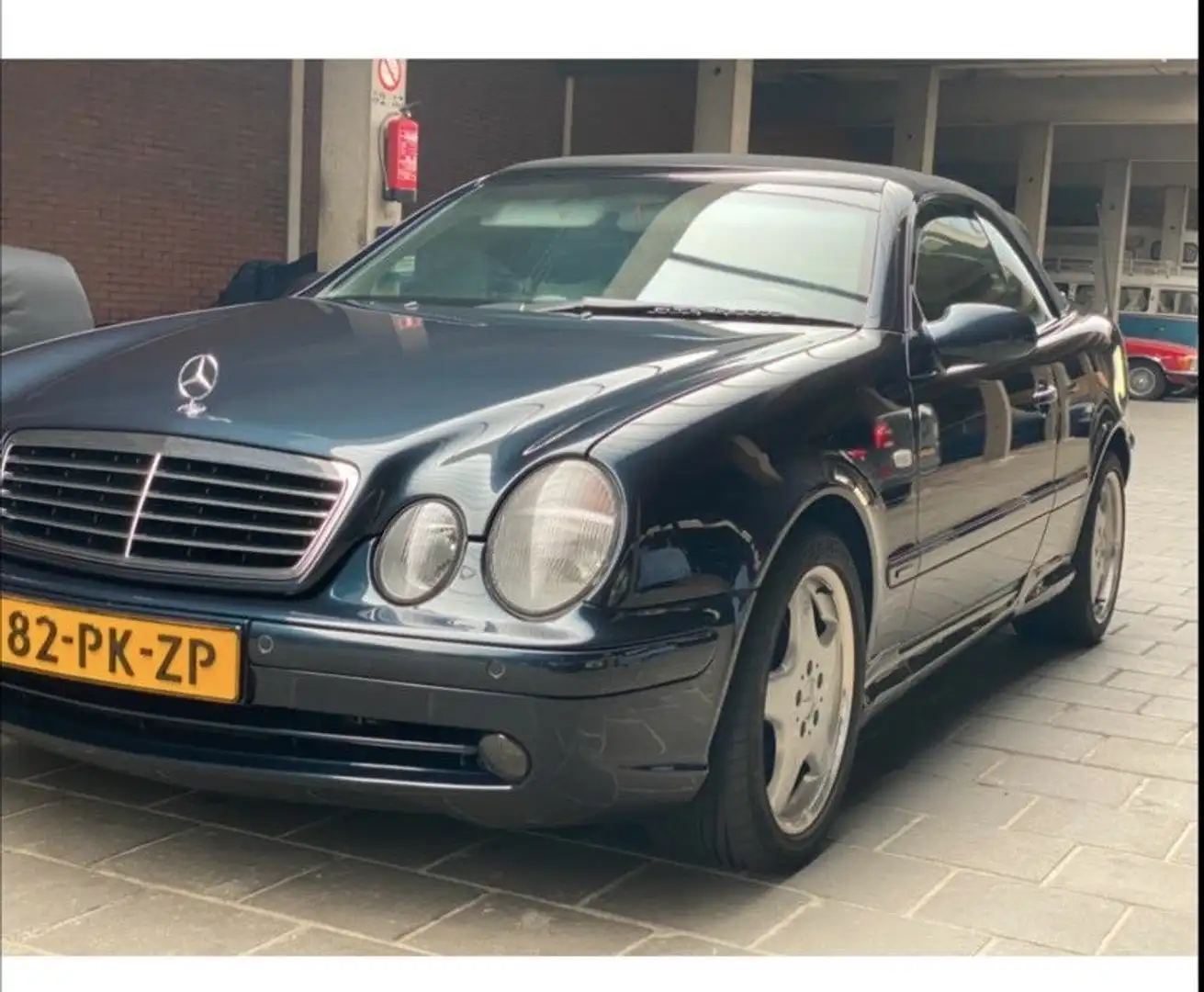 Mercedes-Benz CLK 320 Sport Синій - 1