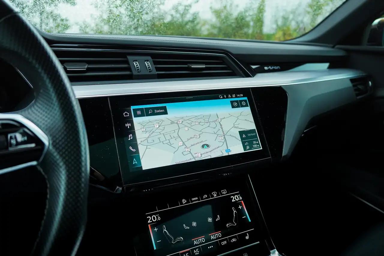 Audi e-tron Sportback Quattro S l Pano l Towbar l Bang & Olufsen l Ambient Light, миниатюра 27