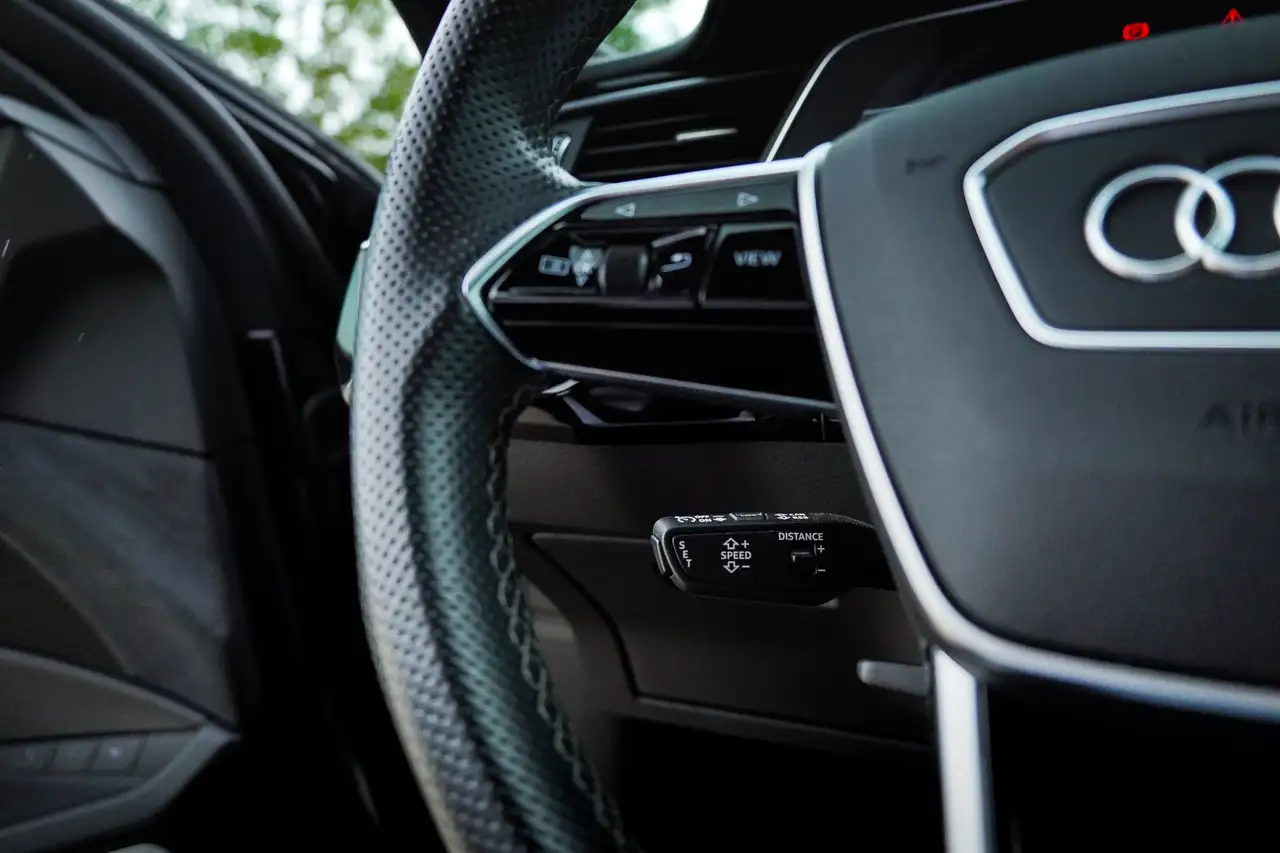 Audi e-tron Sportback Quattro S l Pano l Towbar l Bang & Olufsen l Ambient Light, миниатюра 23