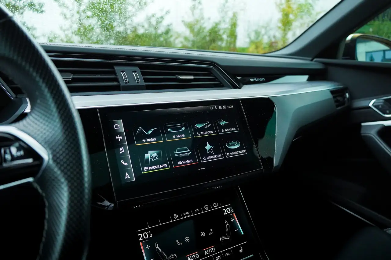 Audi e-tron Sportback Quattro S l Pano l Towbar l Bang & Olufsen l Ambient Light, миниатюра 24